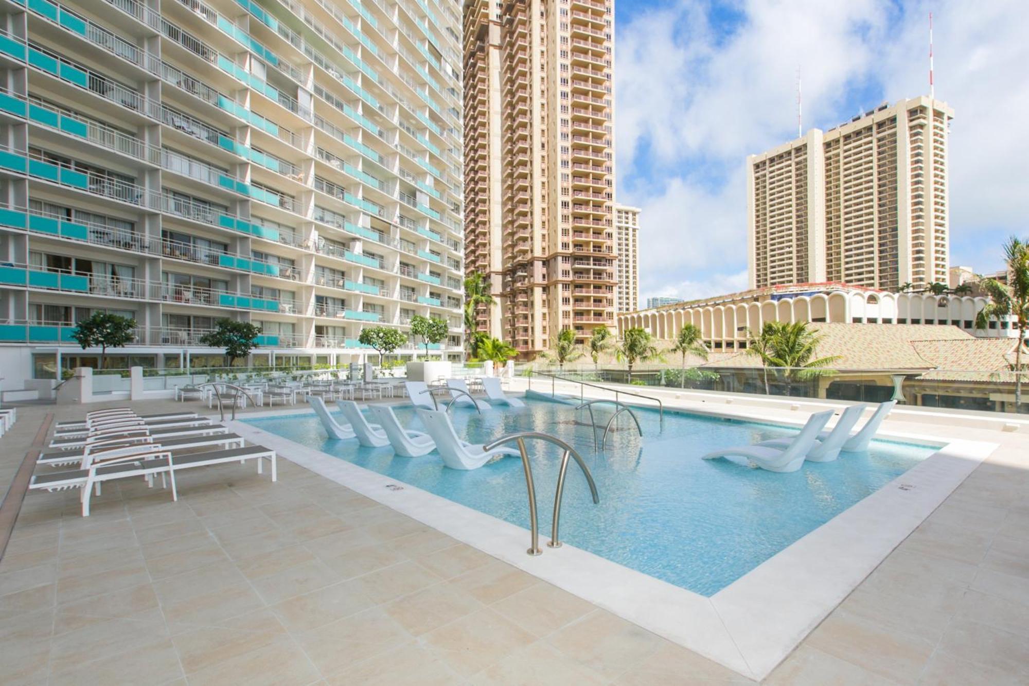 Apartment Ilikai Tower 2121 View 1br Honolulu